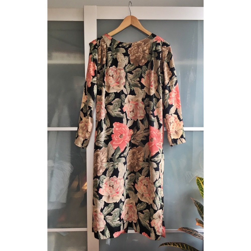 1970s vintage Floral dress.